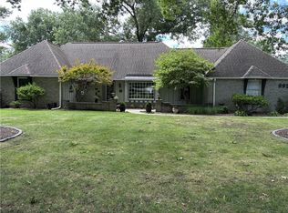 9970 Marty St, Overland Park, KS 66212