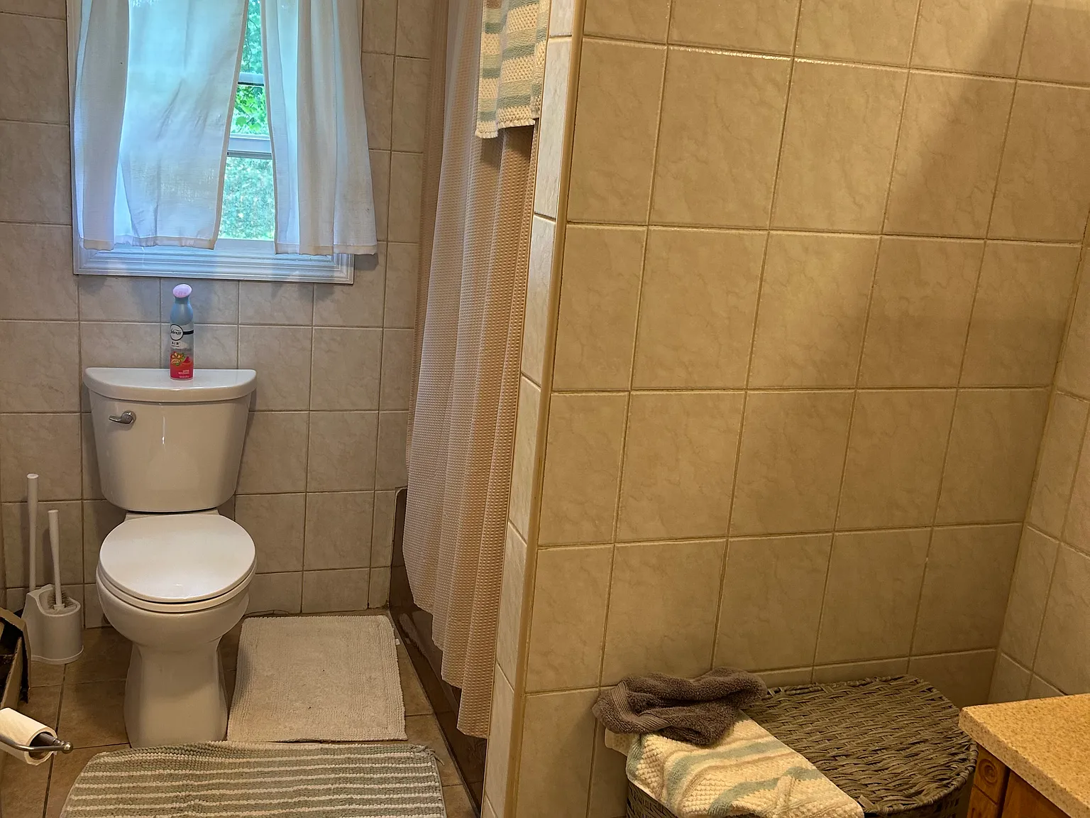 2 bed, $1,900 — Photo 4