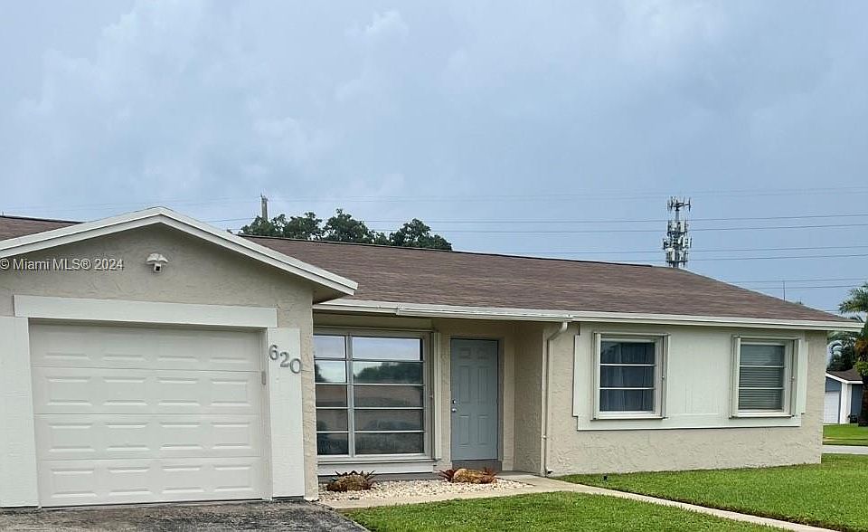 1st image of 620 NW 98th Ave