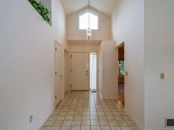 4th image of 7275 Bridge Town Ln SE