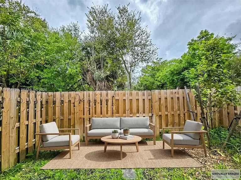 2761 NW 55th Way — Photo 28