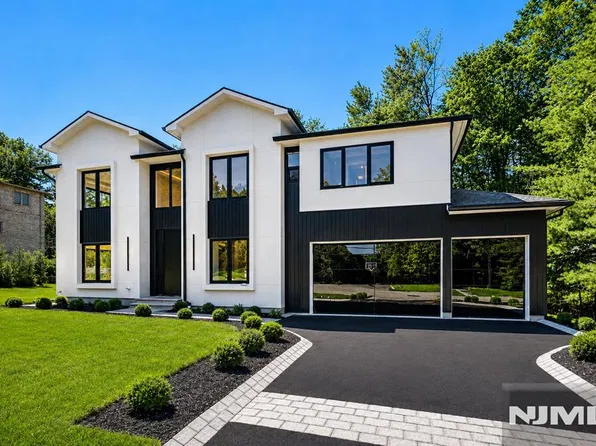 61 Ross Avenue, Demarest, NJ 07627