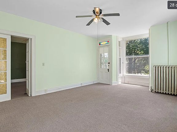 4th image of 8 Lawn Ave