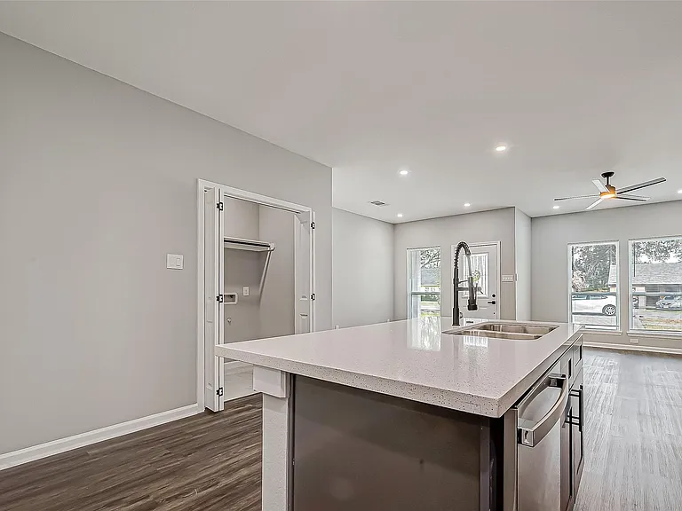 7234 Saint Augustine St #A — Photo 16