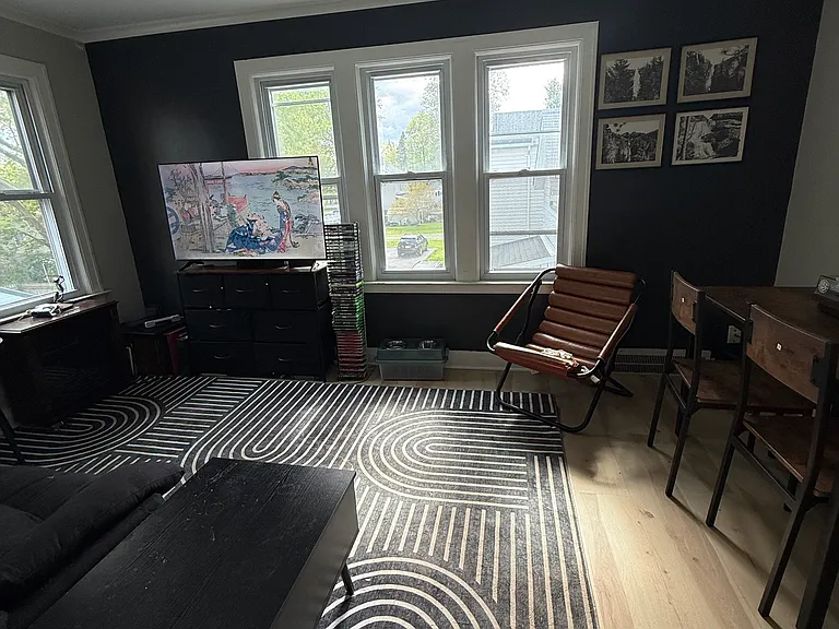 231 Morgan St #4 — Photo 8