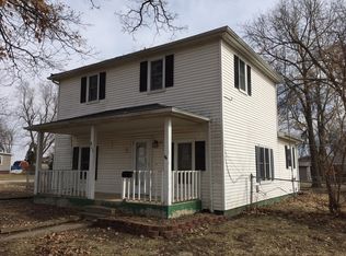 811 N Mill St, Le Roy, IL