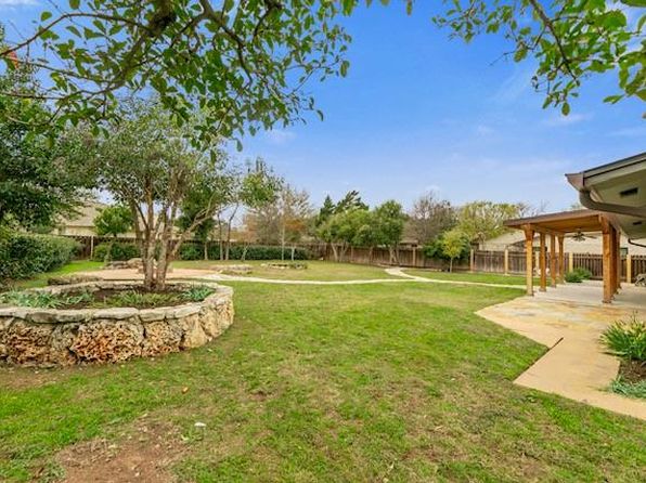 1003 Porpoise St, Austin, TX 78734