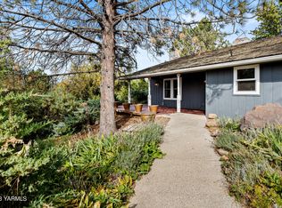 1351 Rosenkranz Rd, Tieton, WA 98947