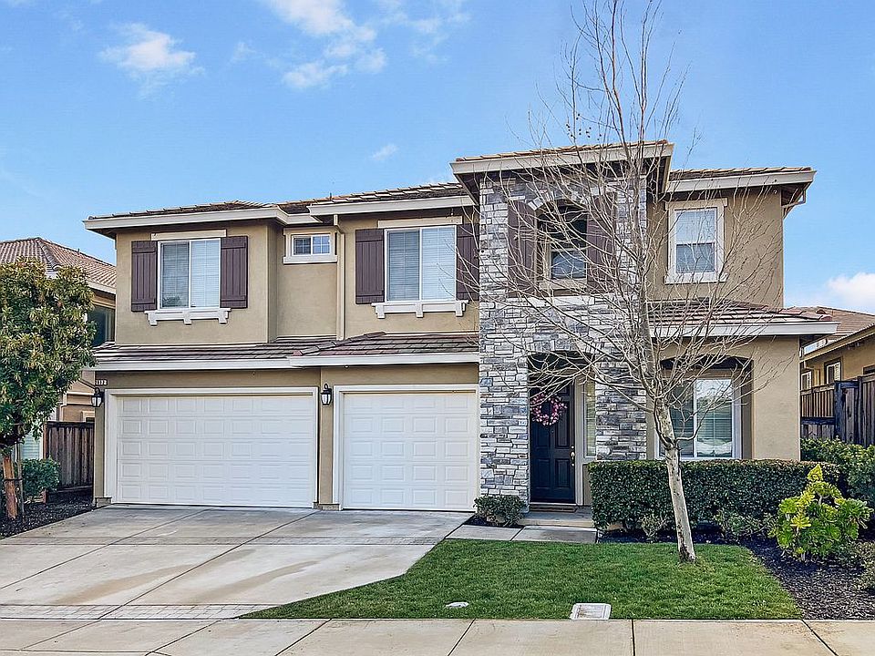 1st image of 2032 Aragon Dr