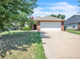 3830 S 201st East Ave, Broken Arrow, OK 74014