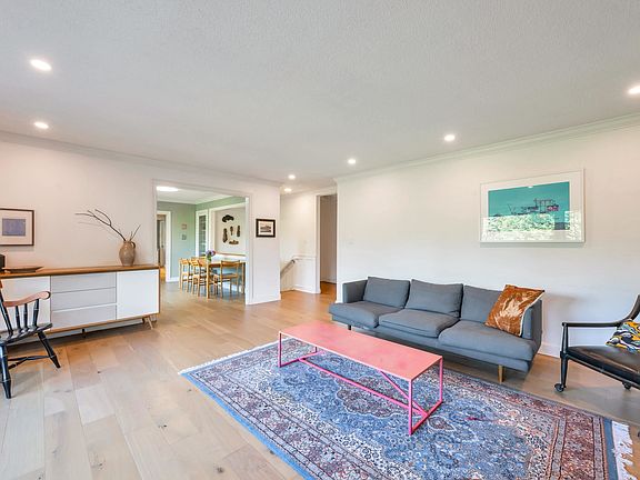 5th image of 5560 Greenleaf Rd
