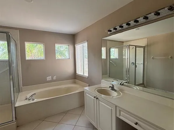 4375 Banyan Trails Dr, Pompano Beach, FL 33073