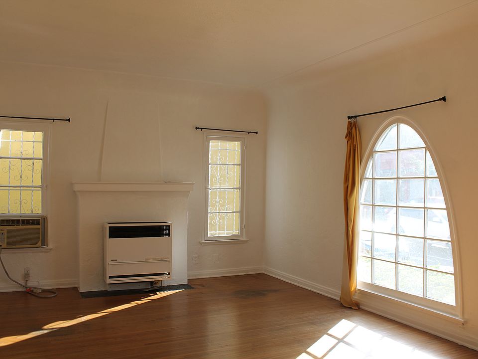 1st image of 1621 Silver Lake Blvd APT 101