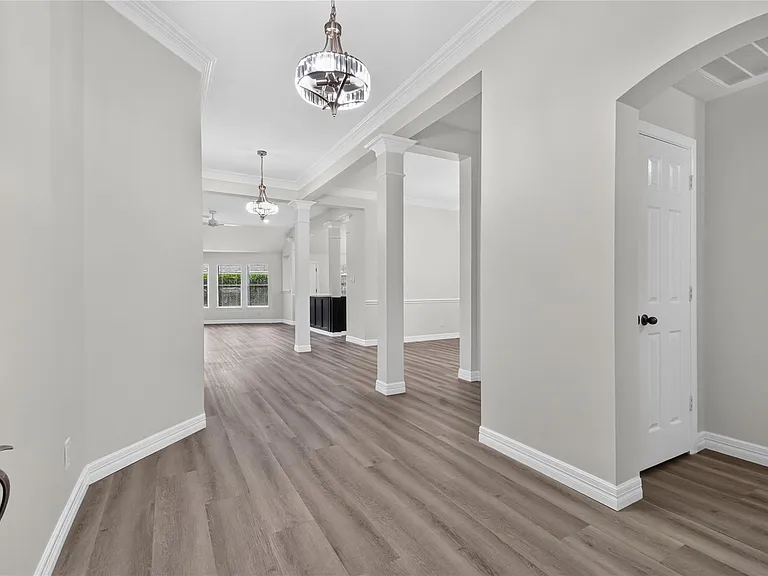 6706 Paigetree Ln — Photo 7