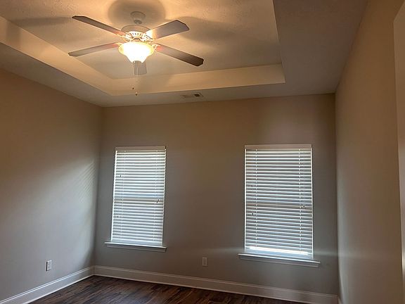 5th image of 8033 High Vista Ln