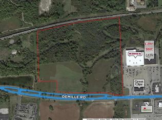 2112 Demille Blvd, Lapeer, MI