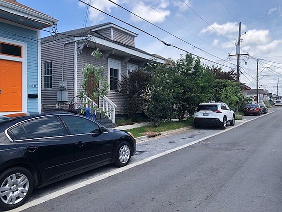 2nd image of 1424 Arts St