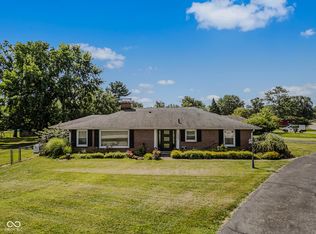 1603 McCullough Ln, Columbus, IN 47203