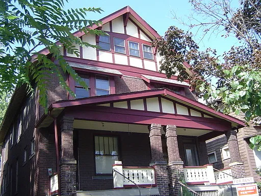 2211-2213 N 4th St