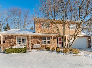 893 Marston Ct, Glen Ellyn, IL 60137