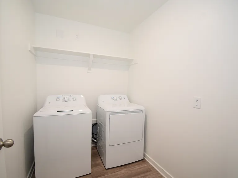 346 Texas Ave — Photo 17