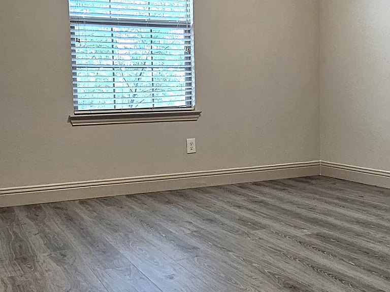 944 Lake Meadow Ln — Photo 19