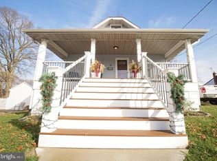 22 N Oak Ave, Mount Ephraim, NJ 08059