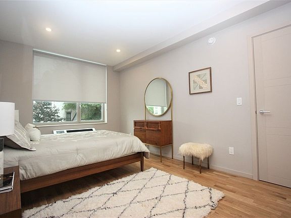 5th image of 1511 Bedford Ave #4M