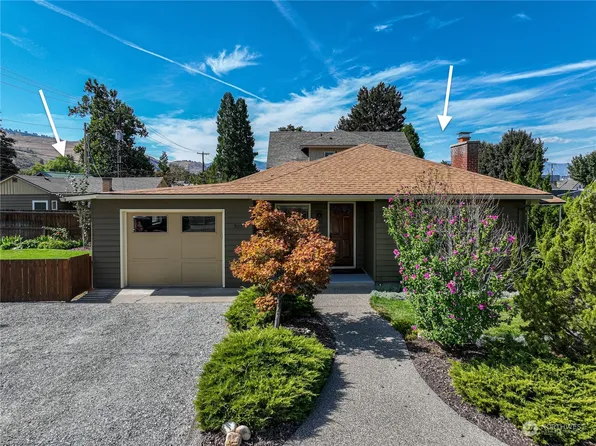 310 /312 S Bradley Street, Chelan, WA 98816