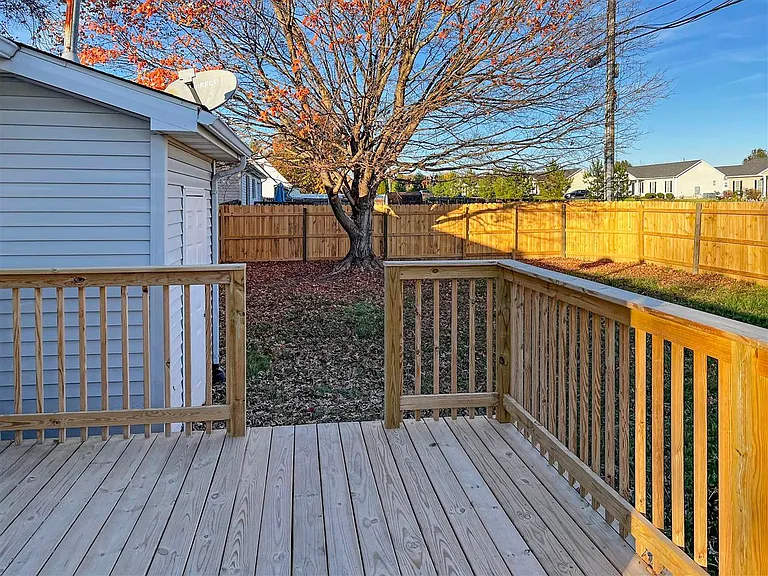 1248 Derek Dr — Photo 22