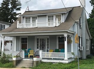 1961 State St, East Petersburg, PA 17520