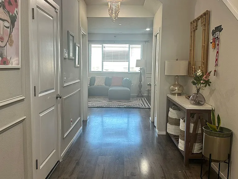 3648 NE Quince Way — Photo 3