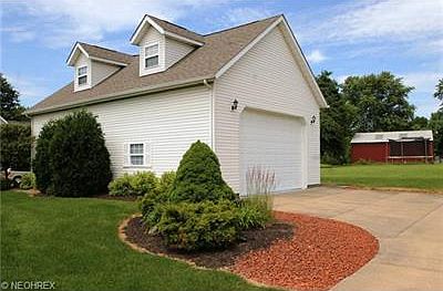 2nd image of 67 Meadow Ln