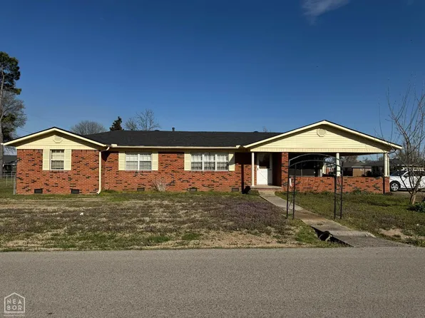 200 Larkspur St, Walnut Ridge, AR 72476