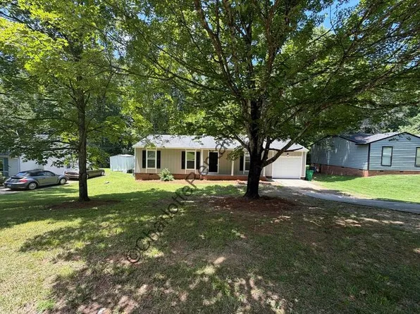 6131 Dwightware Blvd, Charlotte, NC 28227