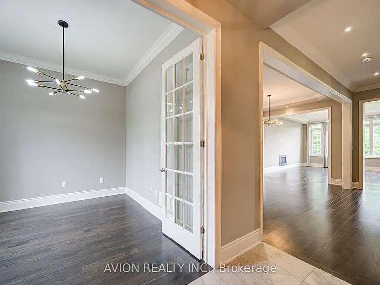 102 Joseph Hartman Cres — Photo 11