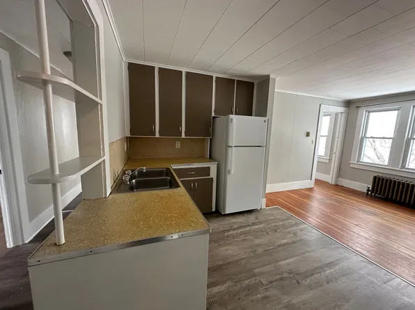 152 W Seneca St APT 1-4, Oswego, NY 13126