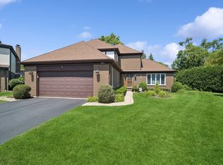 2514 Hartford Ct, Arlington Heights, IL 60004