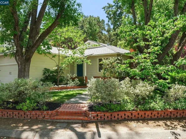71 Maple Ln, Walnut Creek, CA 94595