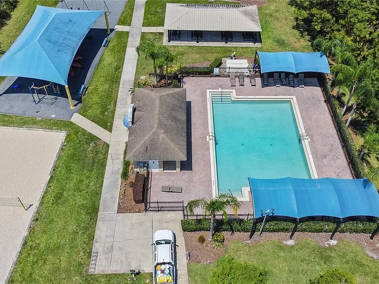 4904 Adair Oak Dr — Photo 33