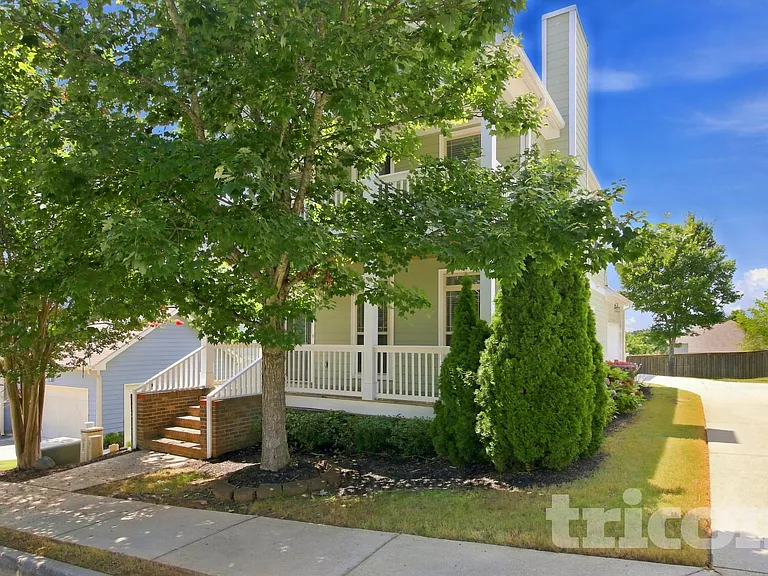 2435 Center Pointe Cir SW — Photo 1