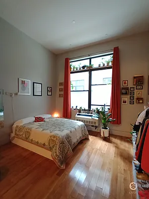 Rented by City Vista Inc | media 32