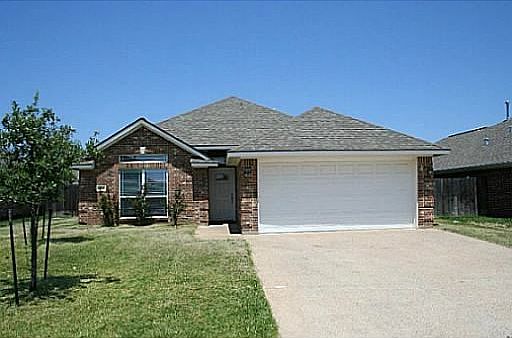1st image of 931 Crystal Dove Ave