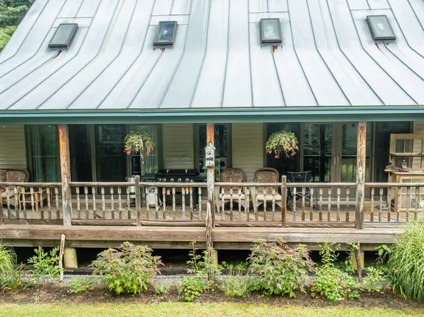 1138 River Road, Solon, ME 04979
