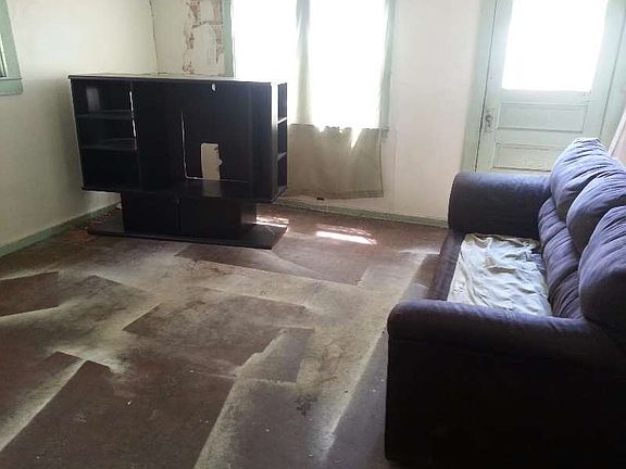 3rd image of 104 Green Street Pl