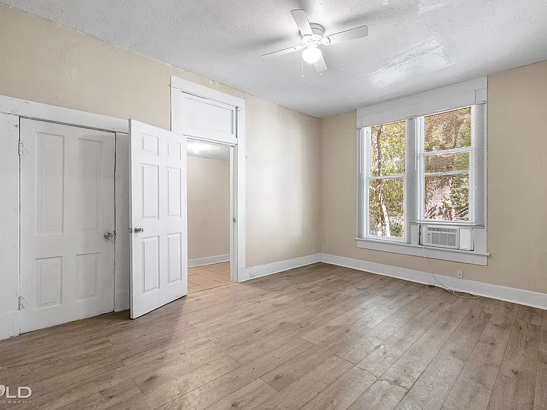 546 Dalzell St — Photo 26