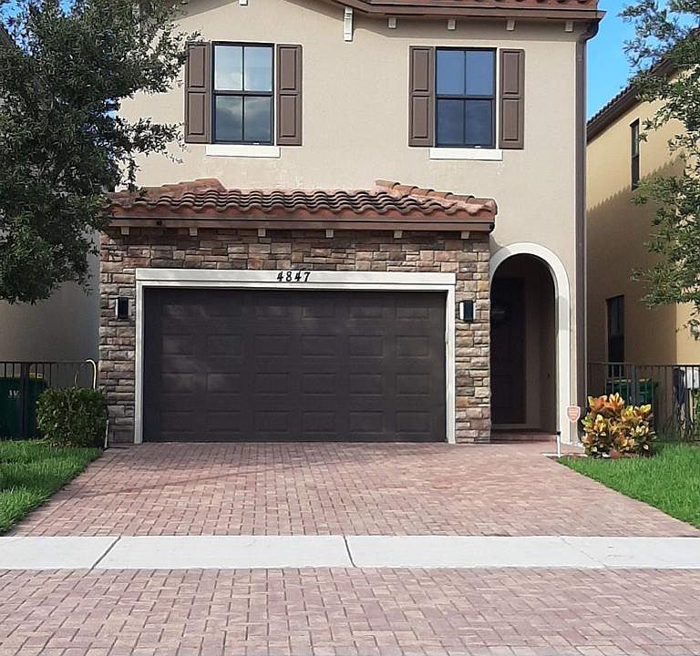 1st image of 4847 NW 55th Pl