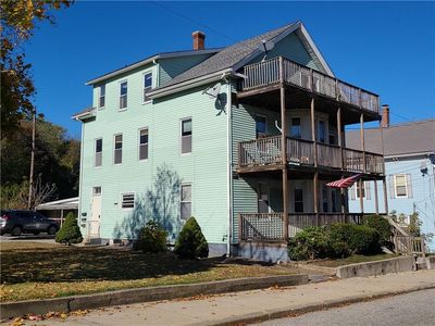 85 Transit St, Woonsocket, RI, 02895