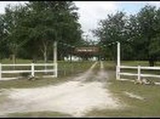 4749 NW 73rd Trl, Bell, FL 32619