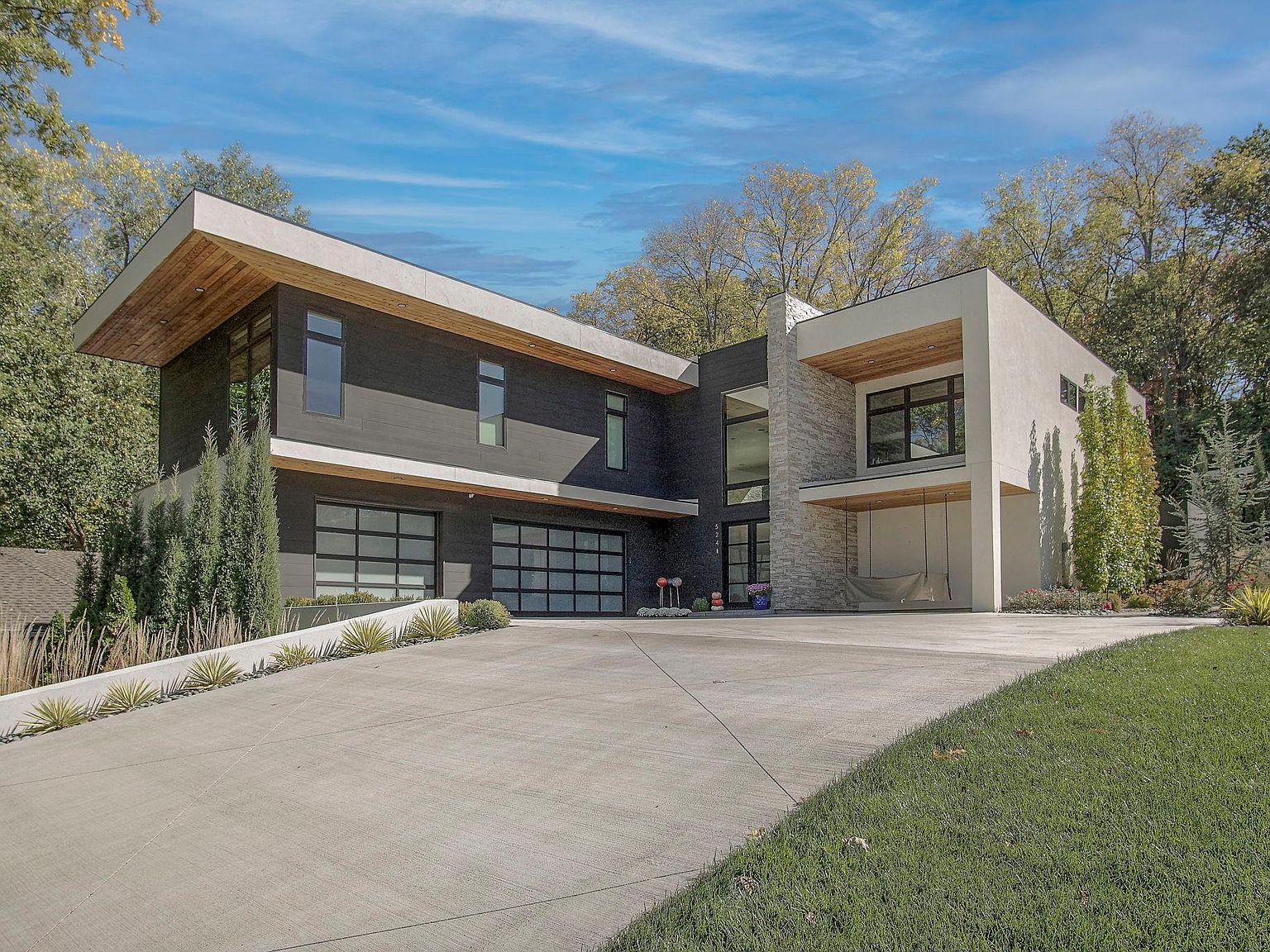 5241 Ward Pkwy, Kansas City, MO 64112 Zillow